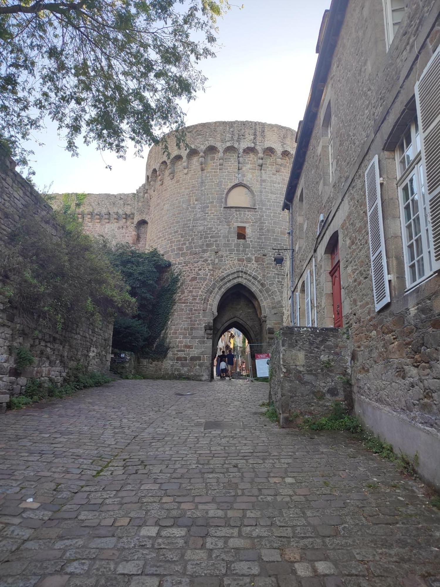 Gite Des Mezieres Brusvily المظهر الخارجي الصورة